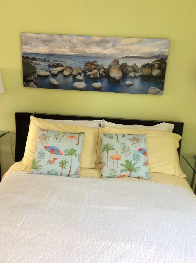 A Float Home B&B In Fisherman'S Wharf Victoria Exteriér fotografie