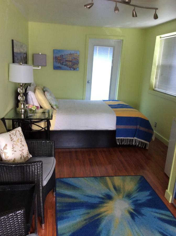 A Float Home B&B In Fisherman'S Wharf Victoria Exteriér fotografie
